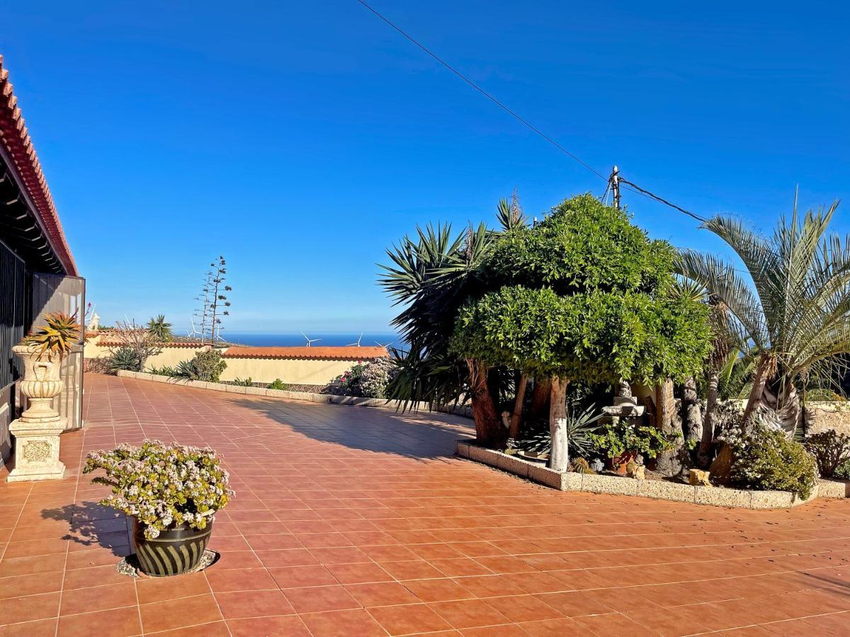 Exquisite Rural House With Garden, Pool And Sea Views Villa Arico Viejo Exterior photo