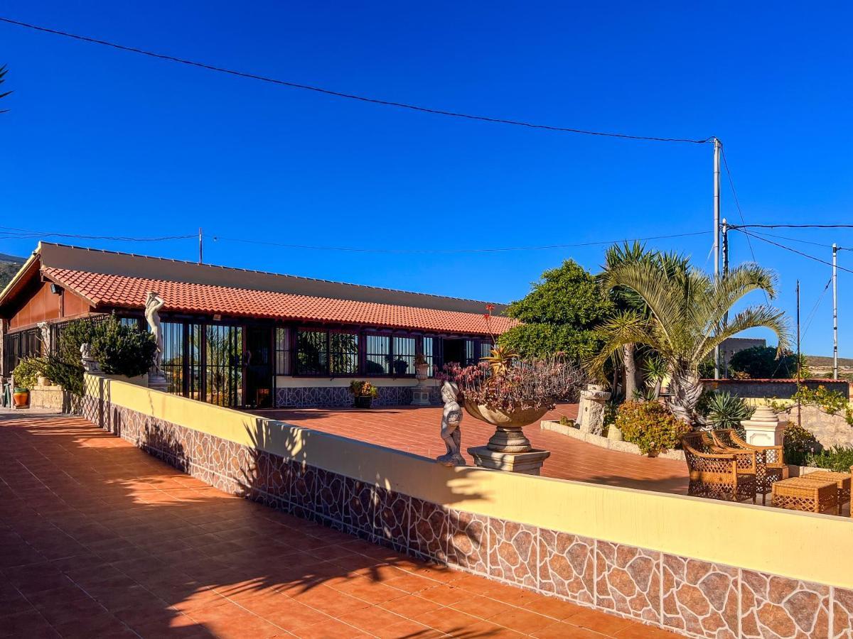 Exquisite Rural House With Garden, Pool And Sea Views Villa Arico Viejo Exterior photo